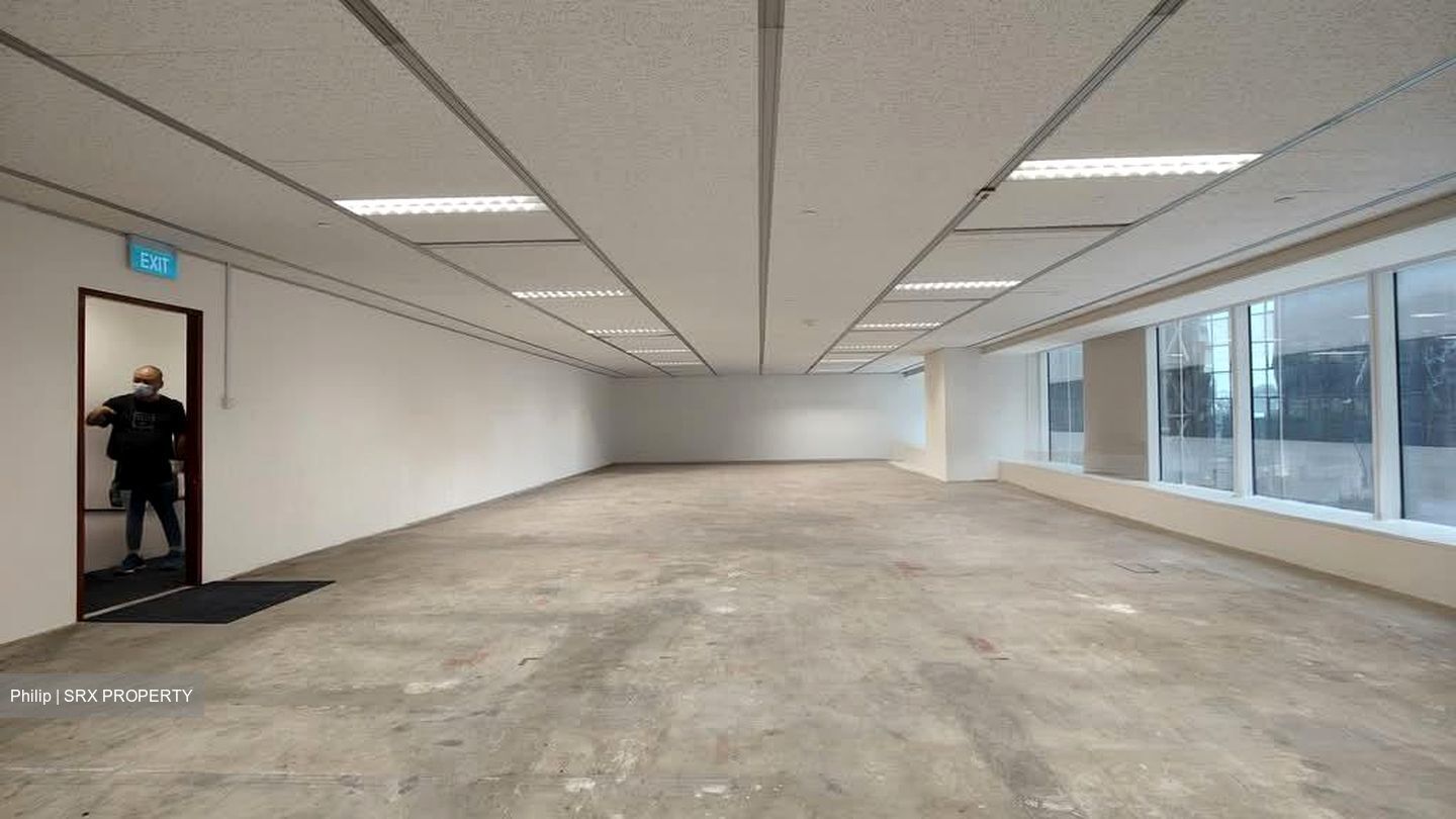 Singapore Land Tower (D1), Office #581154021